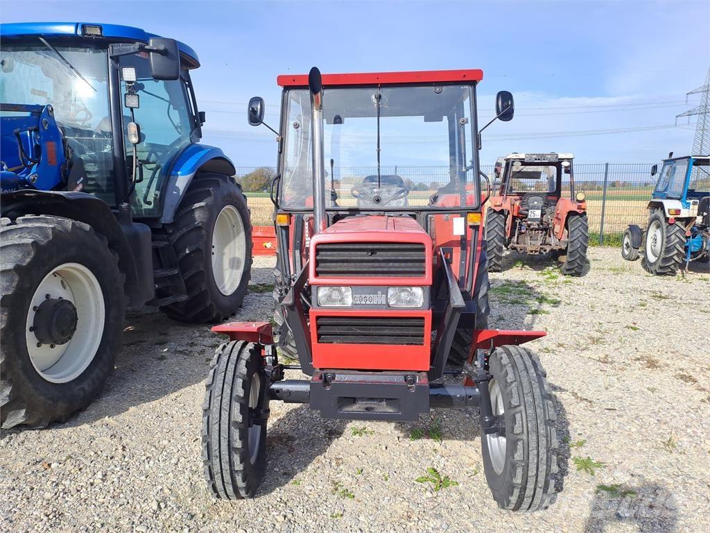 Case IH 533 トラクター