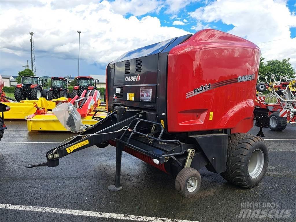 Case IH RB 344 ラウンドベーラー