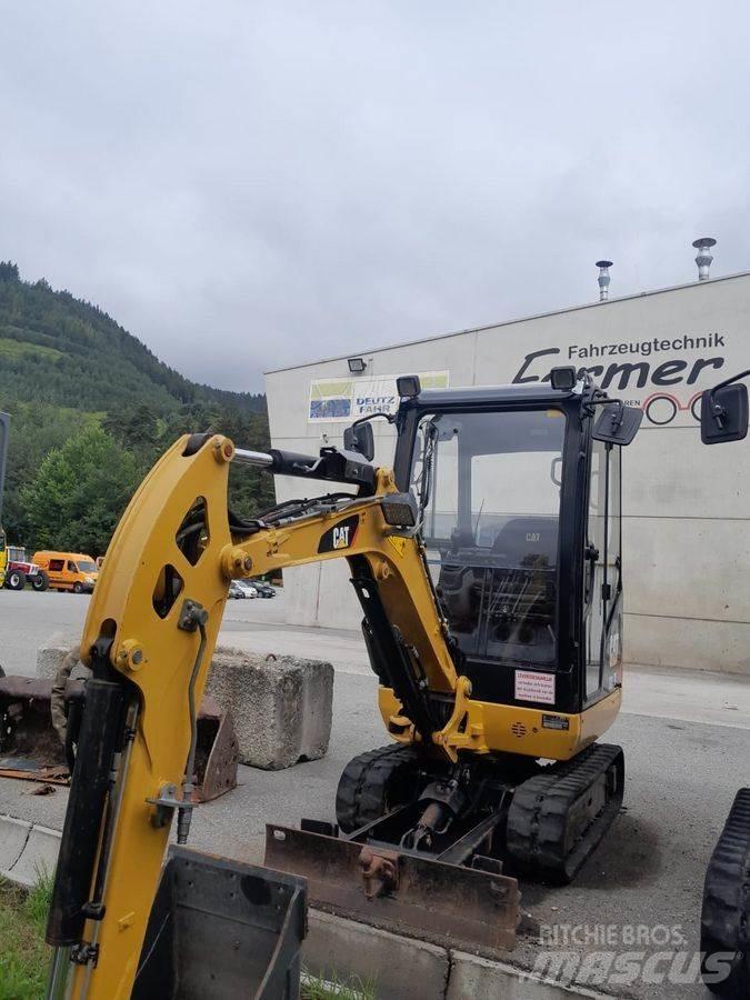 CAT 301.7D ミニ油圧ショベル 7t以下（ミニユンボ・ミニディガー）