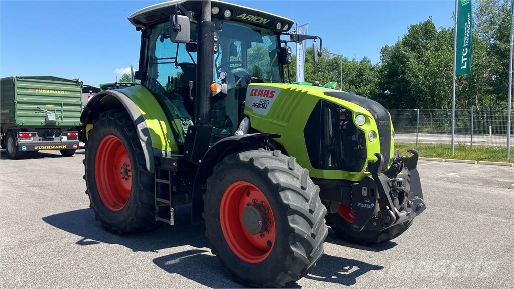 CLAAS ARION 530 トラクター