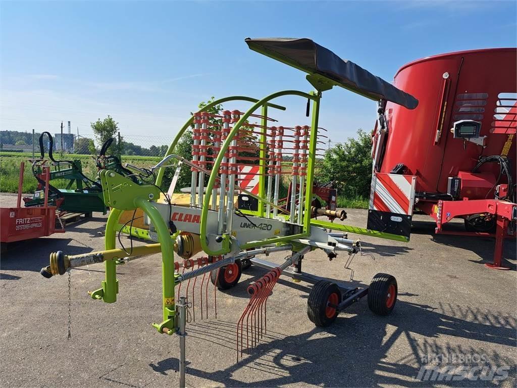 CLAAS Liner 420 スワーサー・ウインドローア