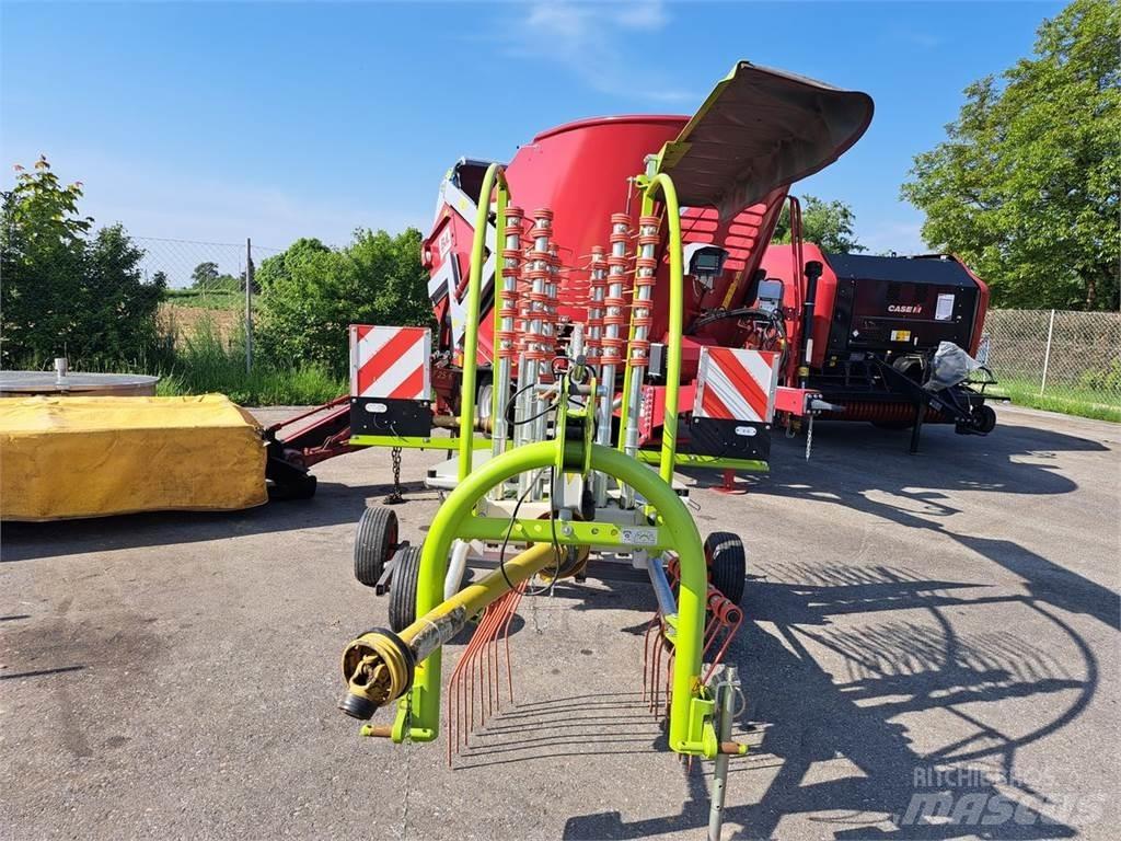 CLAAS Liner 420 スワーサー・ウインドローア