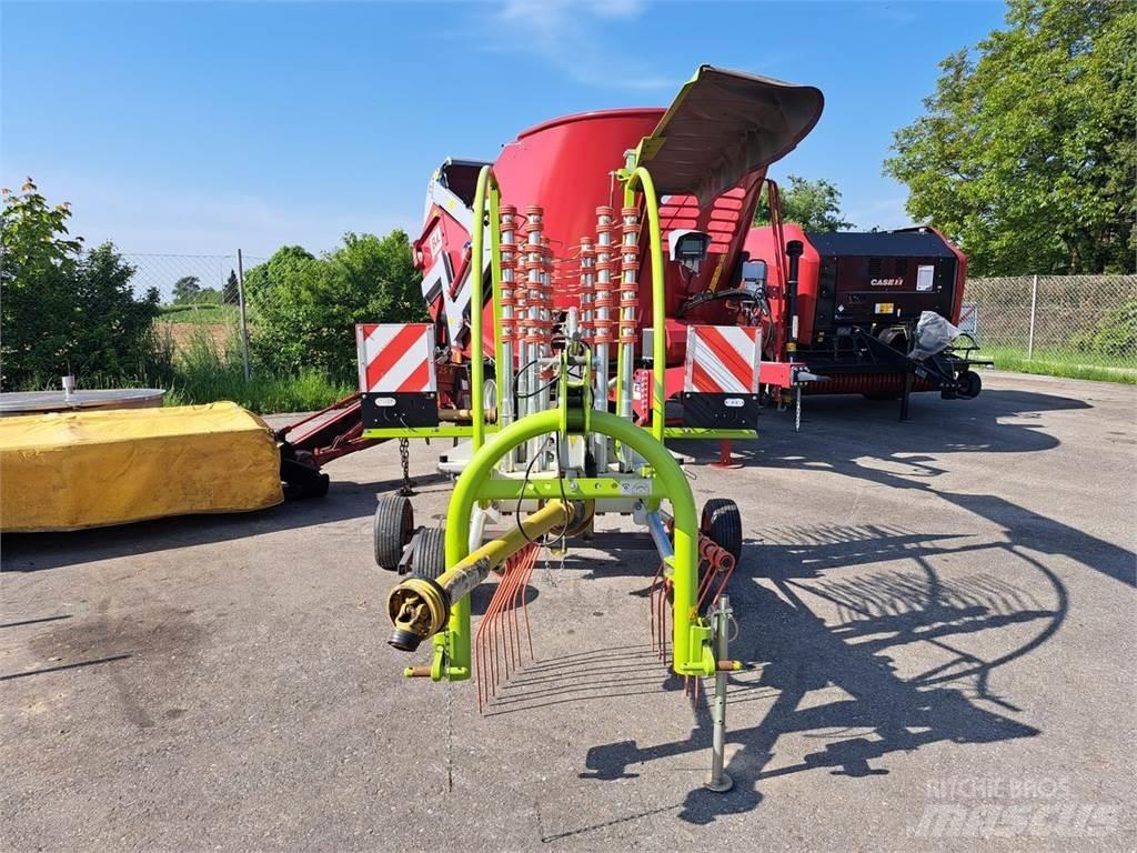 CLAAS Liner 420 スワーサー・ウインドローア