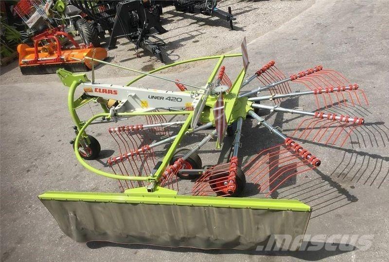 CLAAS Liner 420 スワーサー・ウインドローア