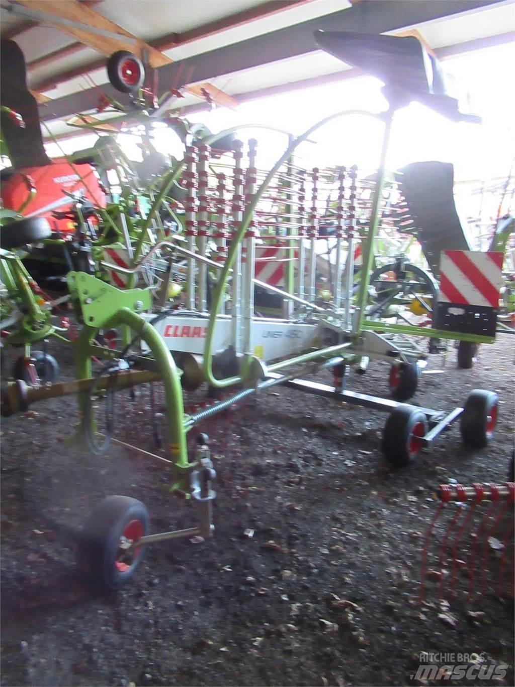 CLAAS Liner 450 スワーサー・ウインドローア