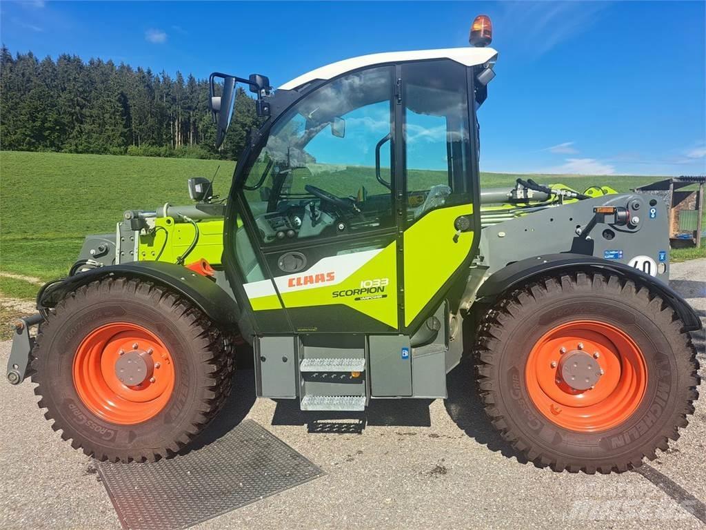 CLAAS Scorpion 1033 テレスコーピックハンドラー