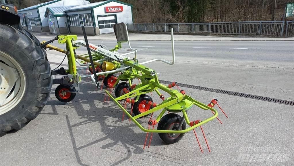 CLAAS Volto 60 テッダー・テッダーレーキ