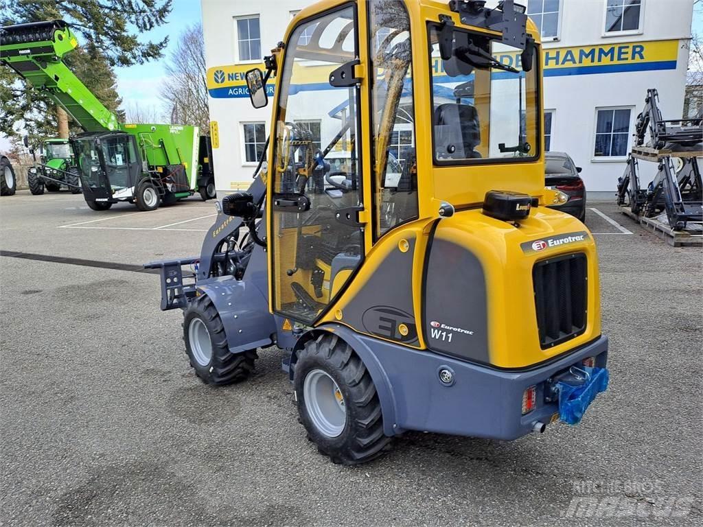 Eurotrac W 11 フロントローダーとディガー