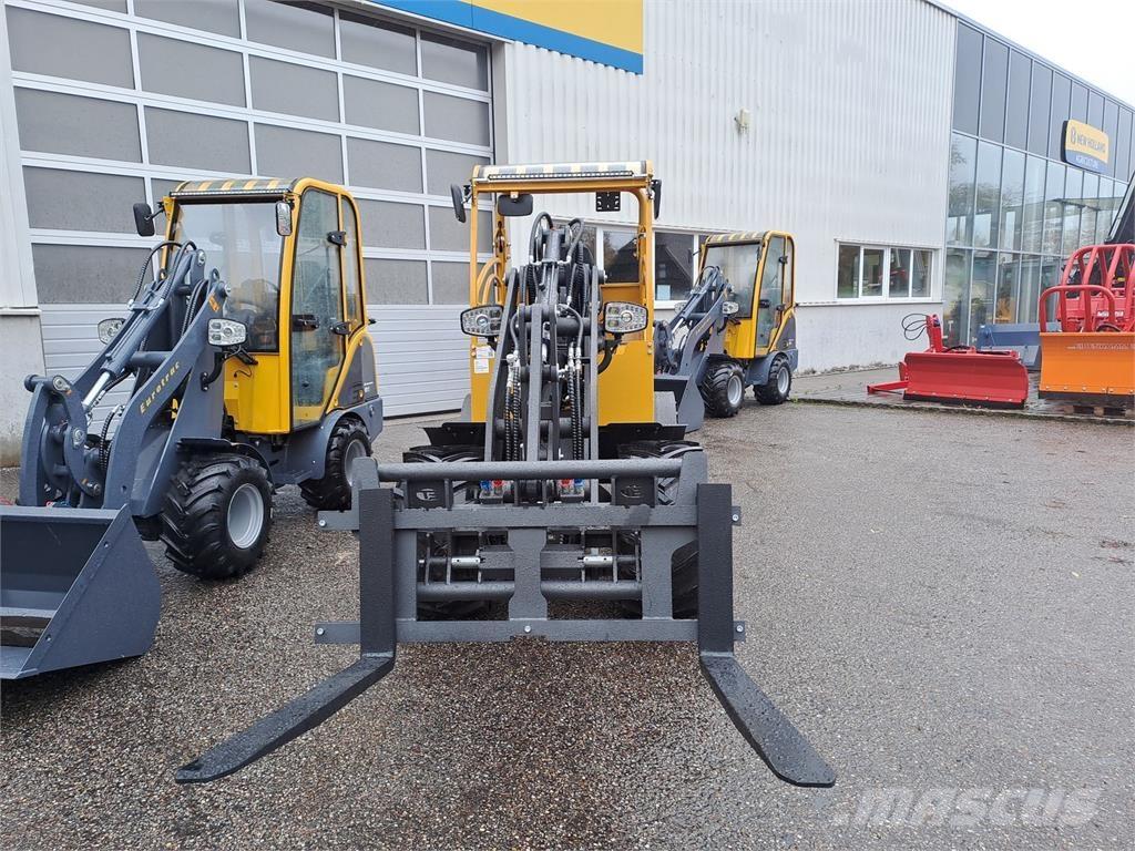 Eurotrac W 12 S フロントローダーとディガー