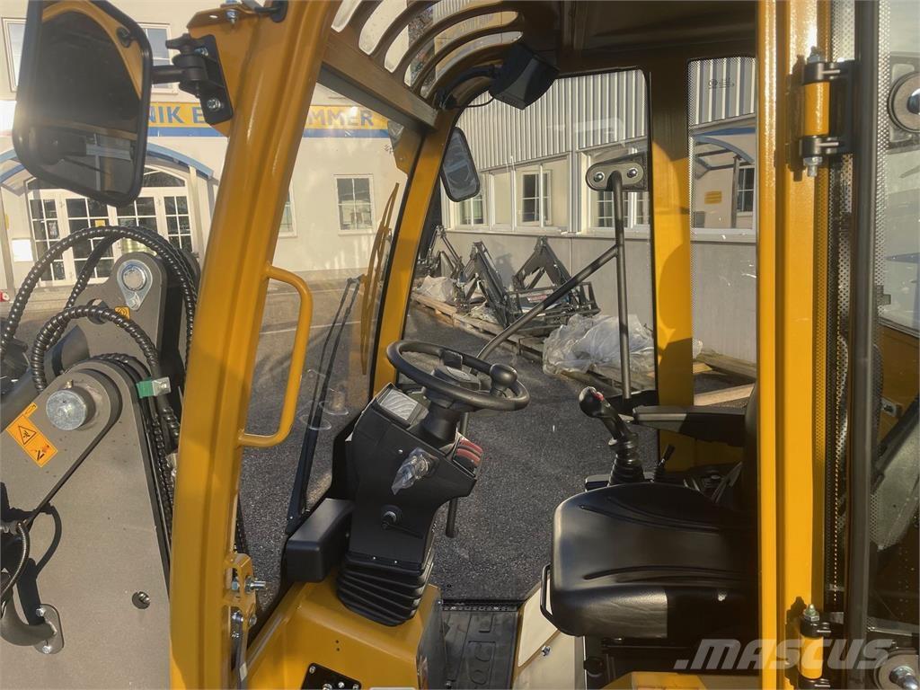 Eurotrac W 12 S フロントローダーとディガー