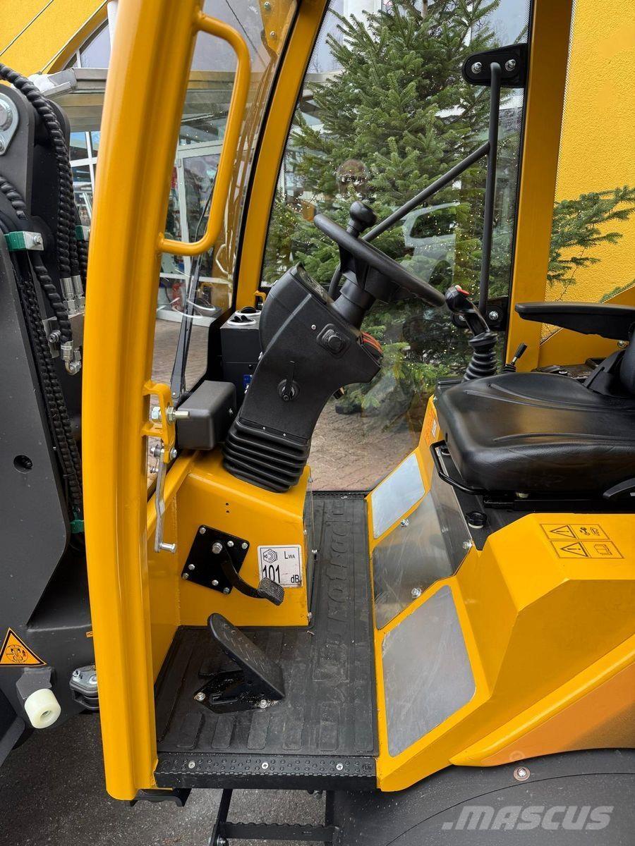 Eurotrac W 12 S フロントローダーとディガー