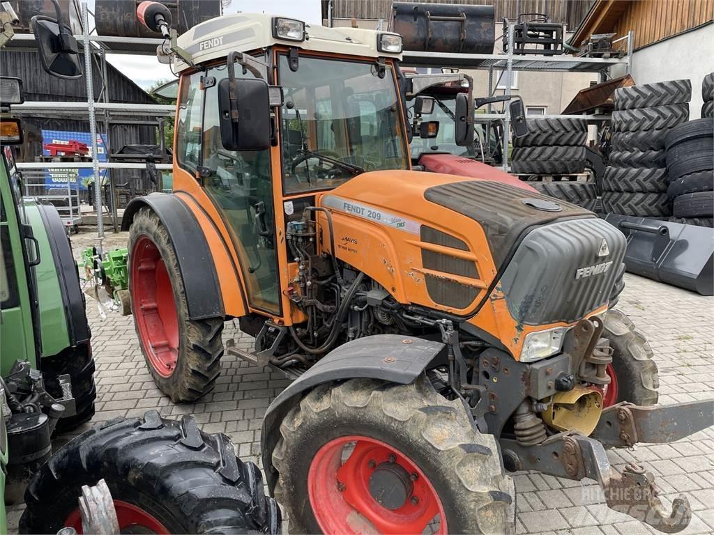 Fendt 209 Vario P トラクター