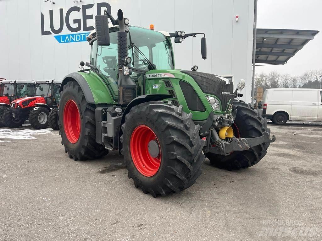 Fendt 718 Vario トラクター