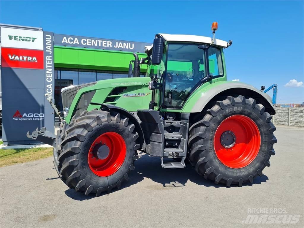 Fendt 828 Vario トラクター