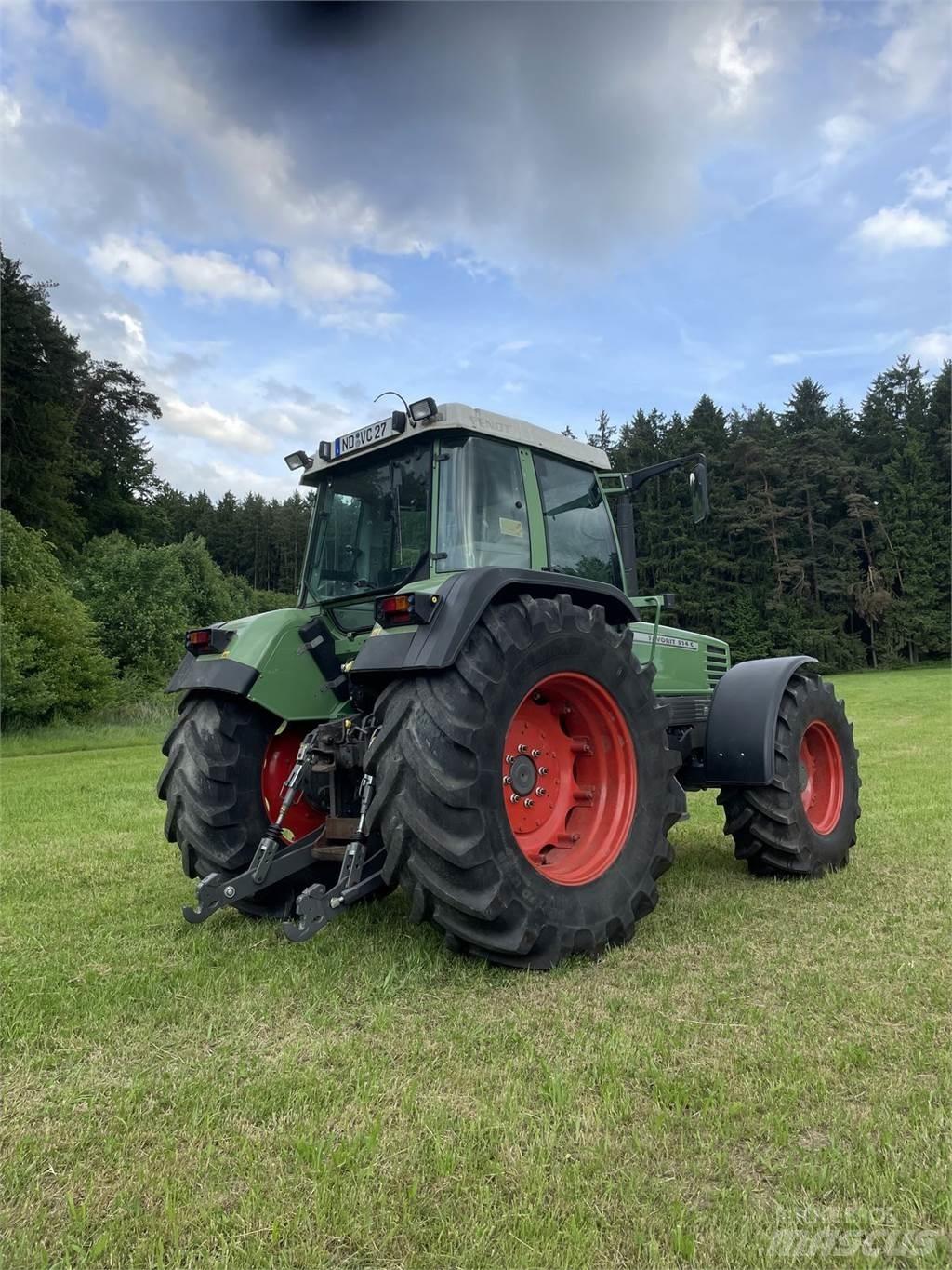 Fendt Favorit 514 C トラクター