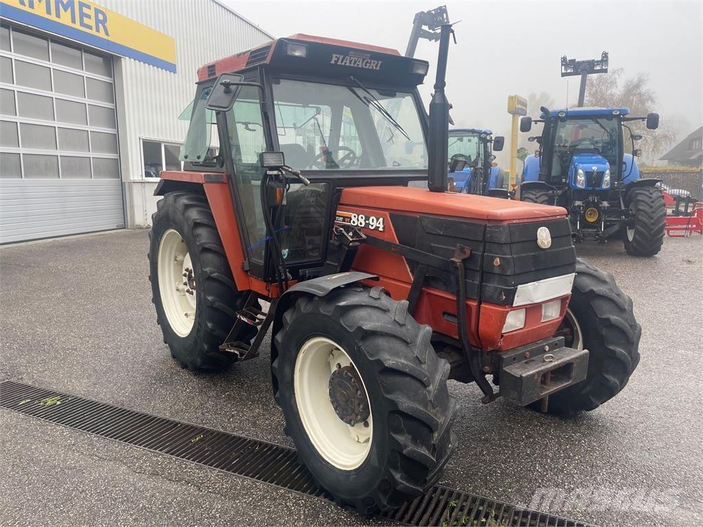 Fiat 88-94 DT トラクター