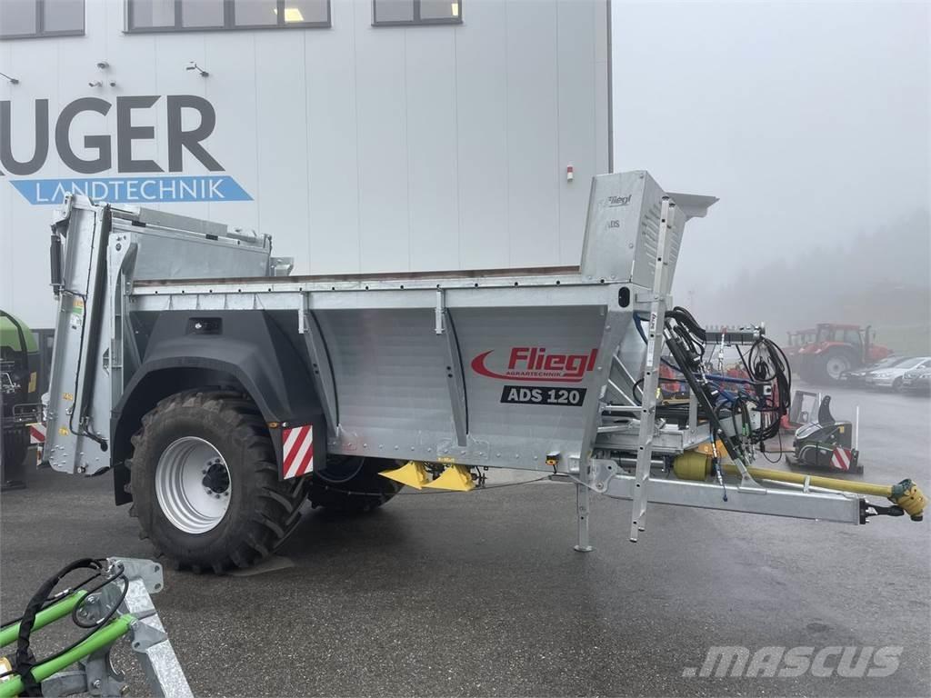Fliegl ADS 120 肥料散布機