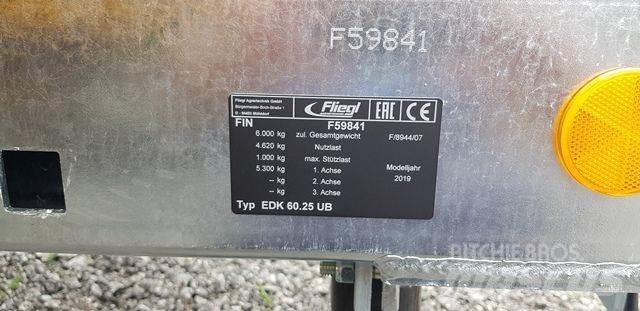 Fliegl EDK 60 ダンプトレーラー