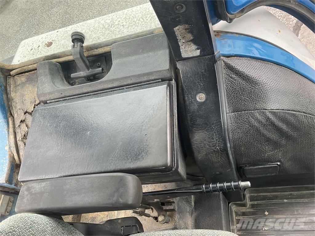 Ford 6410 トラクター