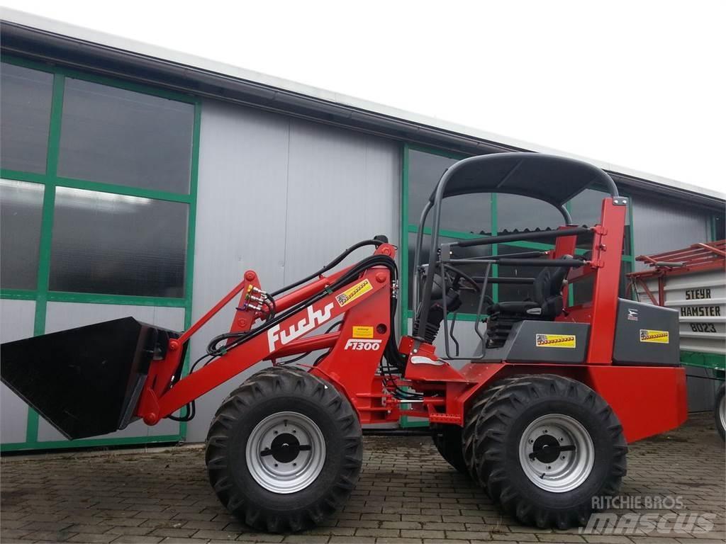 Fuchs F 1300 フロントローダーとディガー