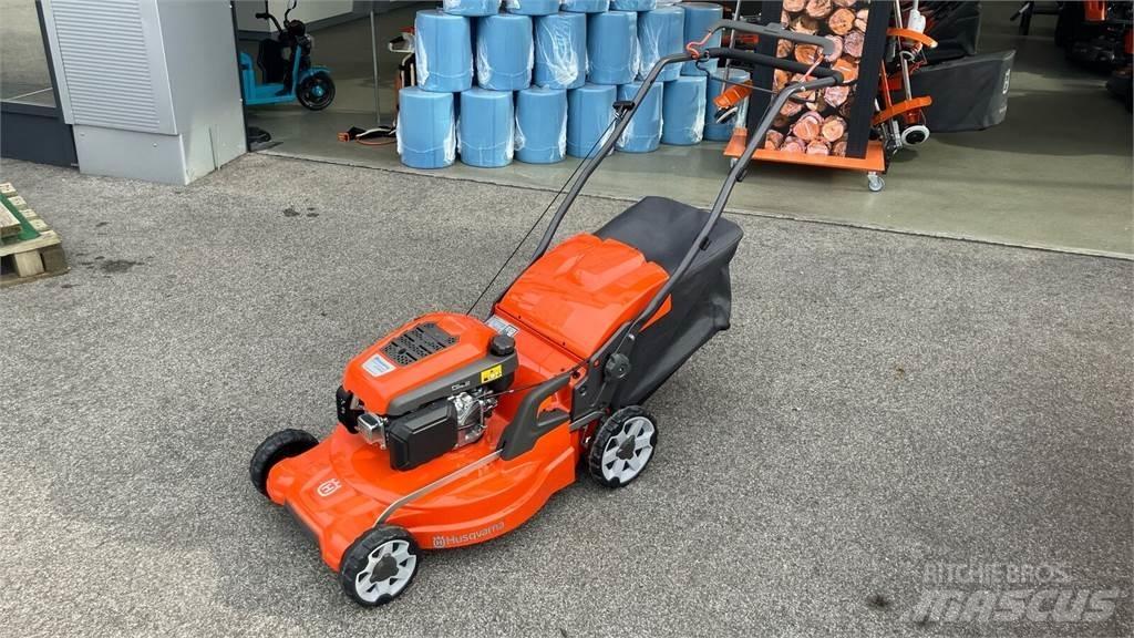 Husqvarna LC 253S 乗用・自走モア/芝刈り機