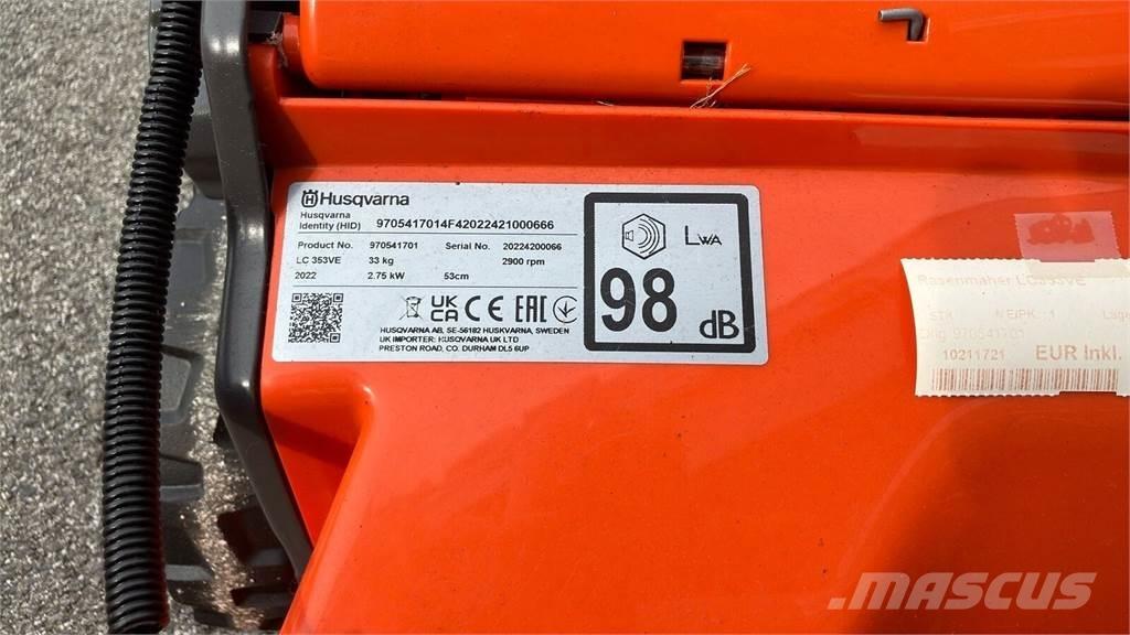 Husqvarna LC 353VE 乗用・自走モア/芝刈り機