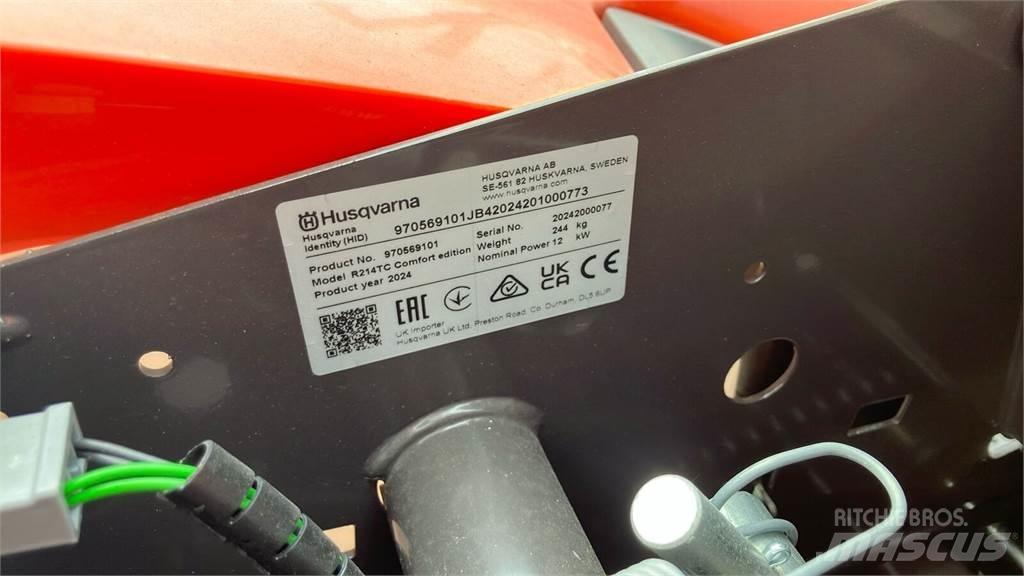 Husqvarna R 214TC グランド整備機械-その他