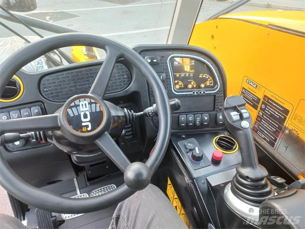JCB AgriPlus 525-60 テレスコーピックハンドラー