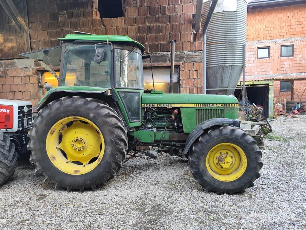 John Deere 3140 トラクター
