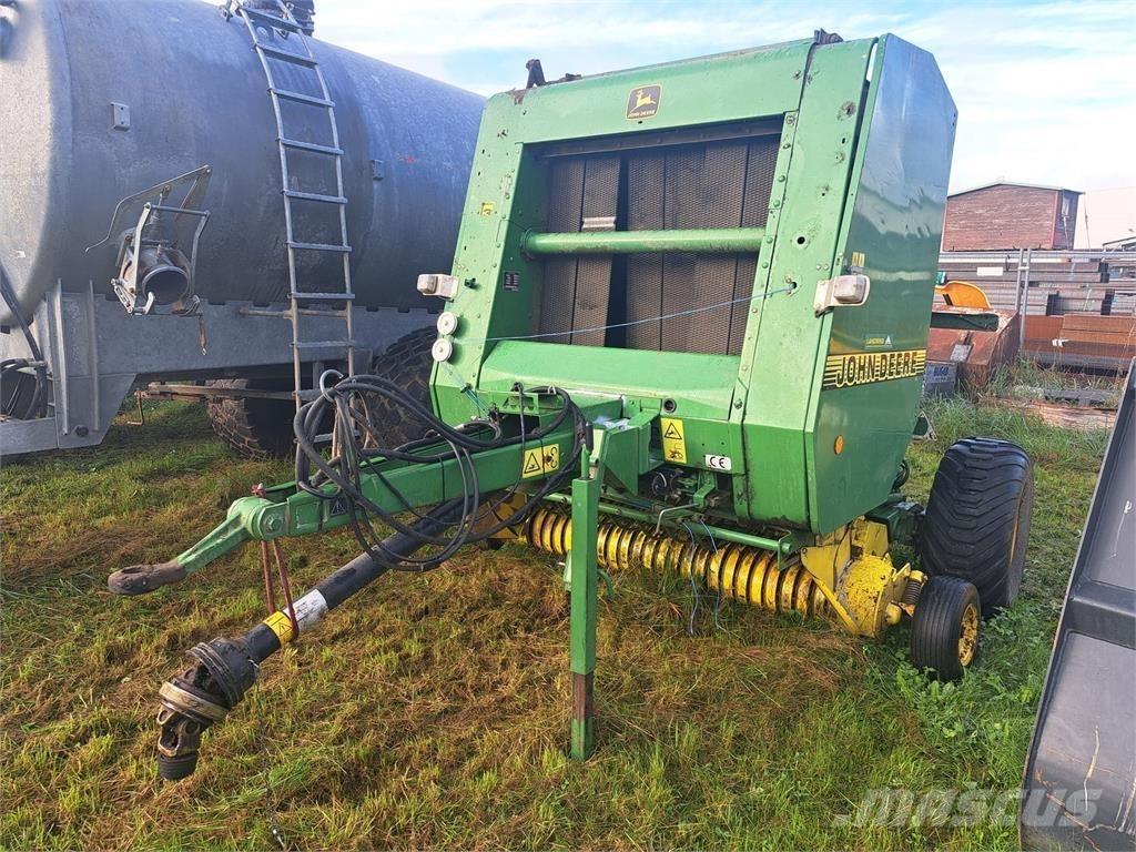 John Deere 570 ラウンドベーラー