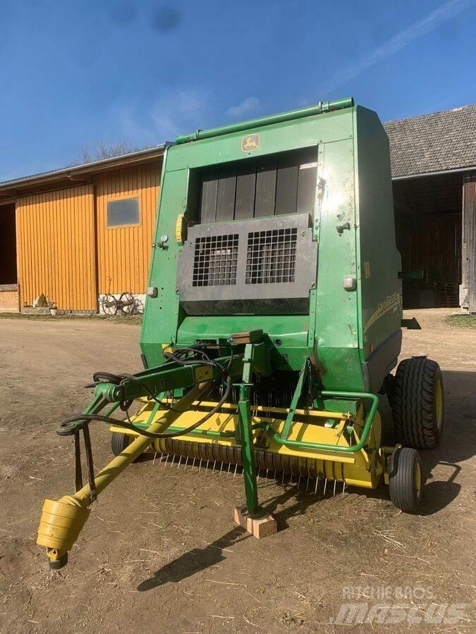 John Deere 592C ラウンドベーラー