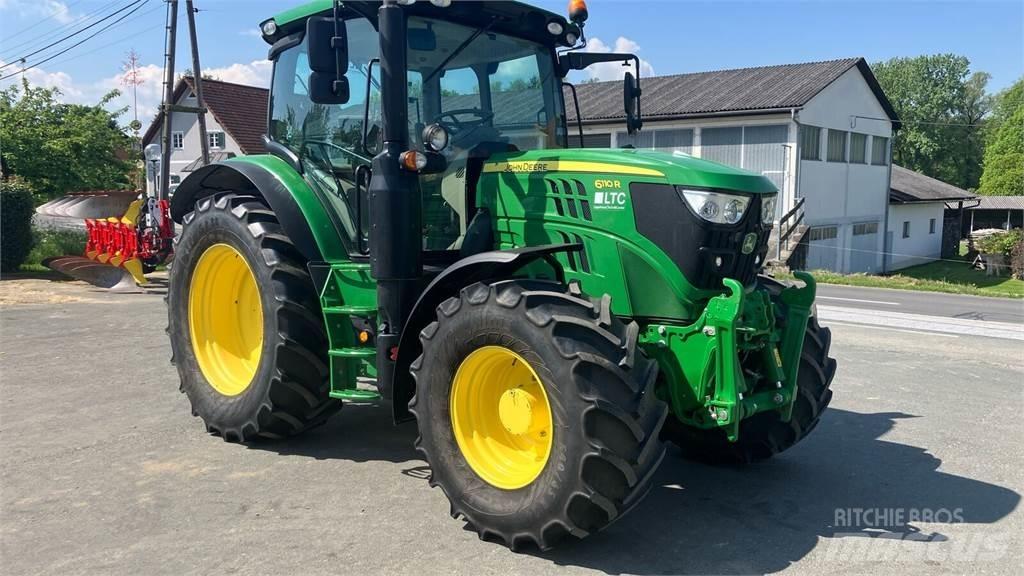 John Deere 6110R トラクター