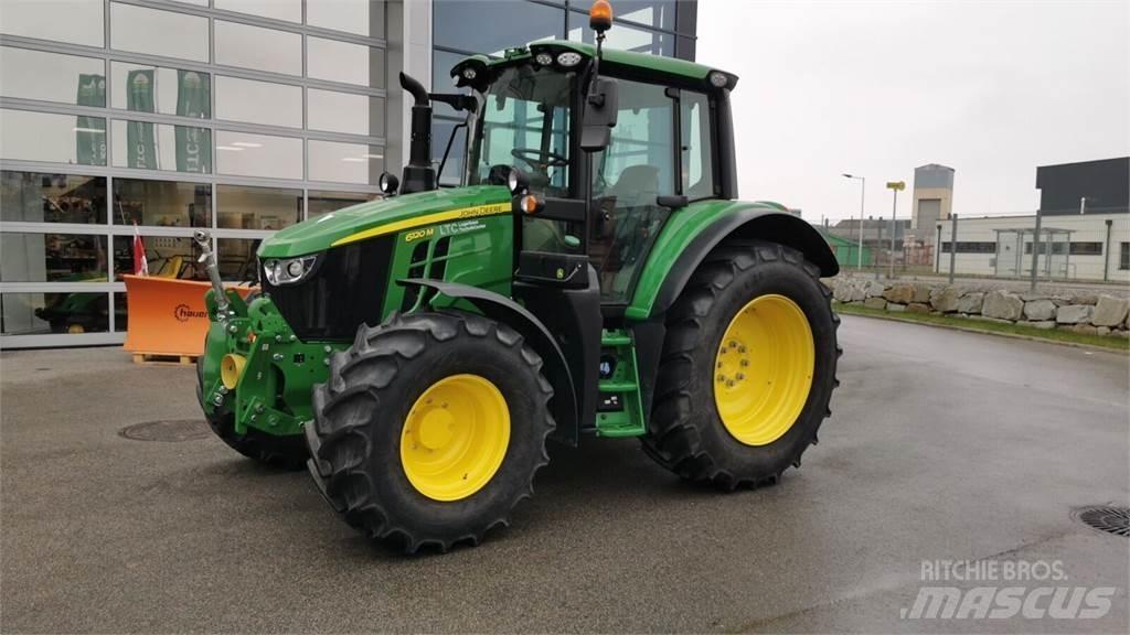 John Deere 6120M トラクター