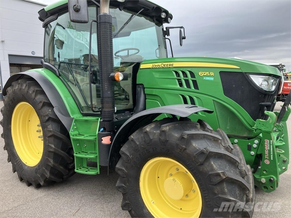 John Deere 6125R トラクター