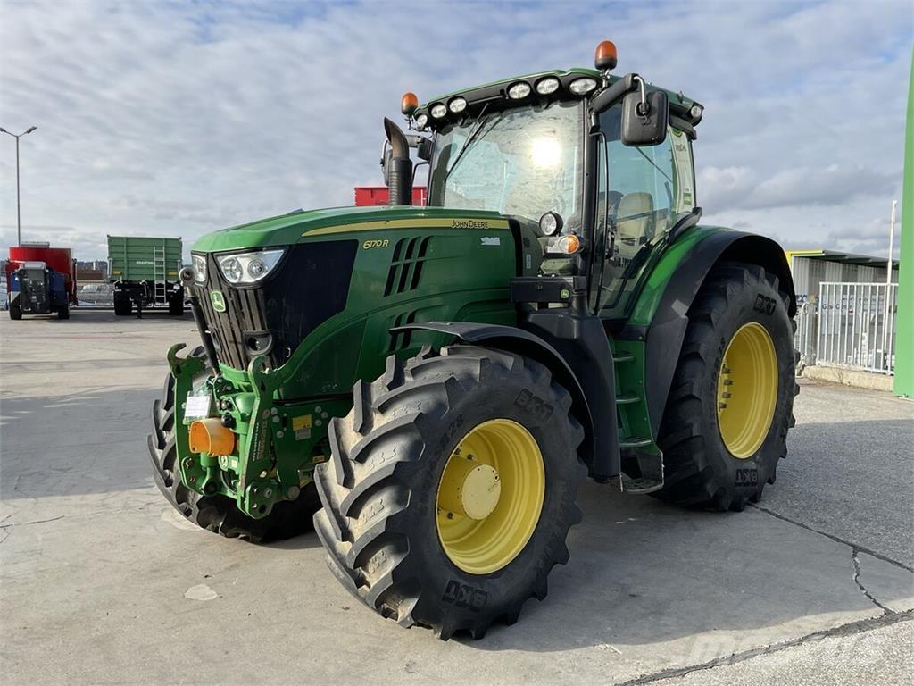 John Deere 6170R トラクター