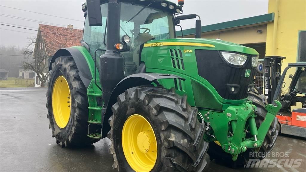 John Deere 6175R トラクター