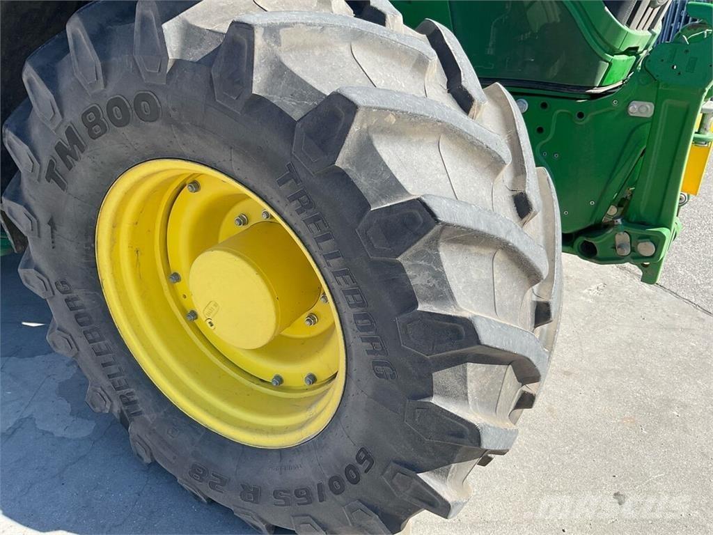 John Deere 6195R トラクター