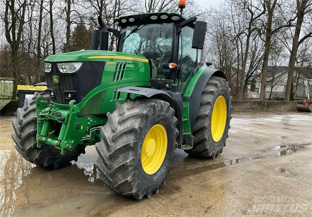 John Deere 6215R トラクター