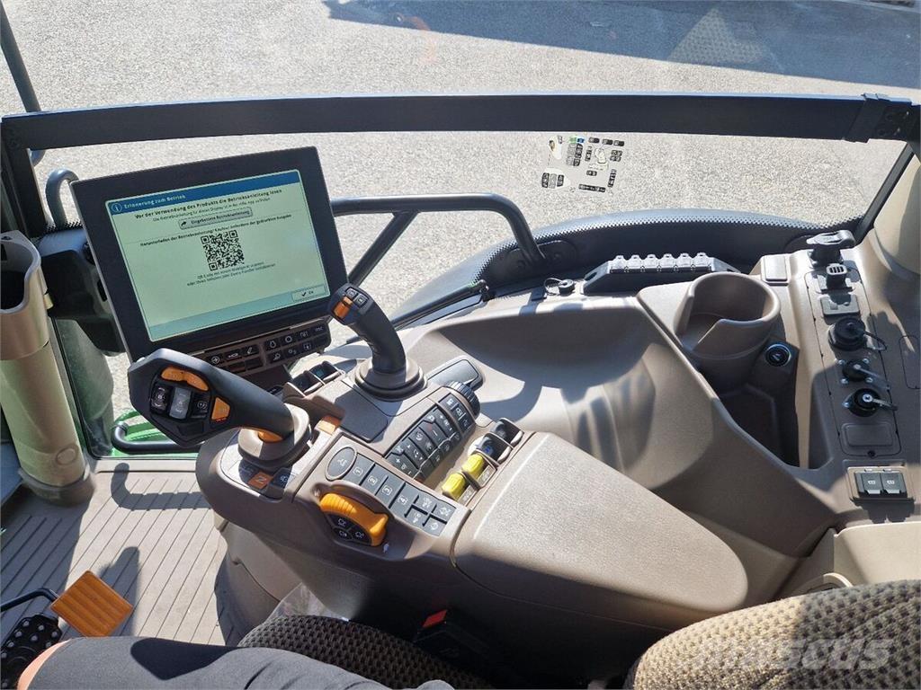 John Deere 6R 120 トラクター