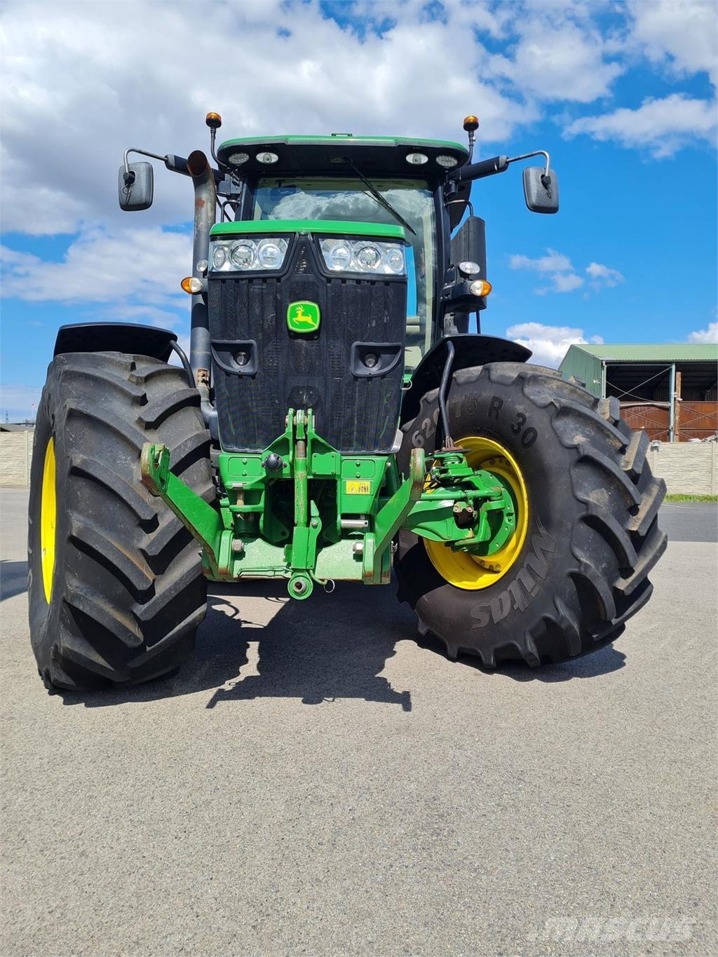John Deere 7280R トラクター