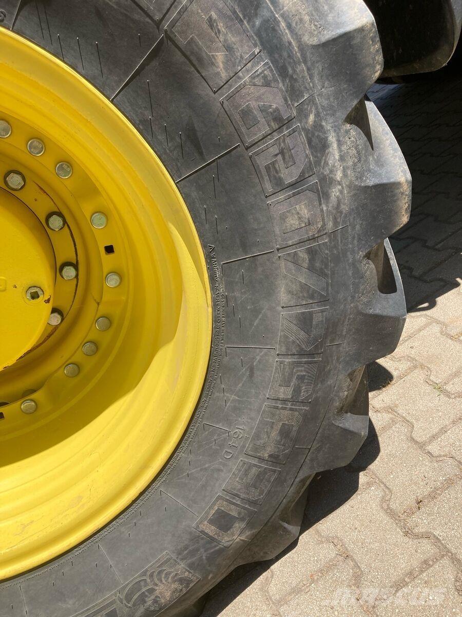 John Deere 7290R トラクター