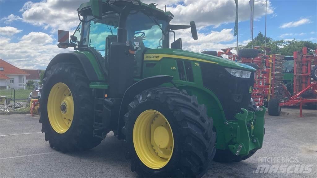 John Deere 7R 330 トラクター