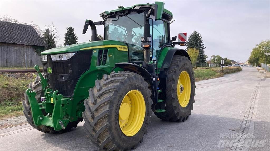 John Deere 7R330 トラクター