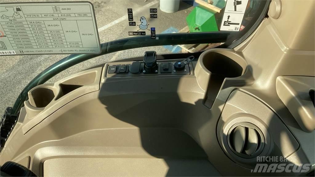 John Deere 8RX 410 トラクター