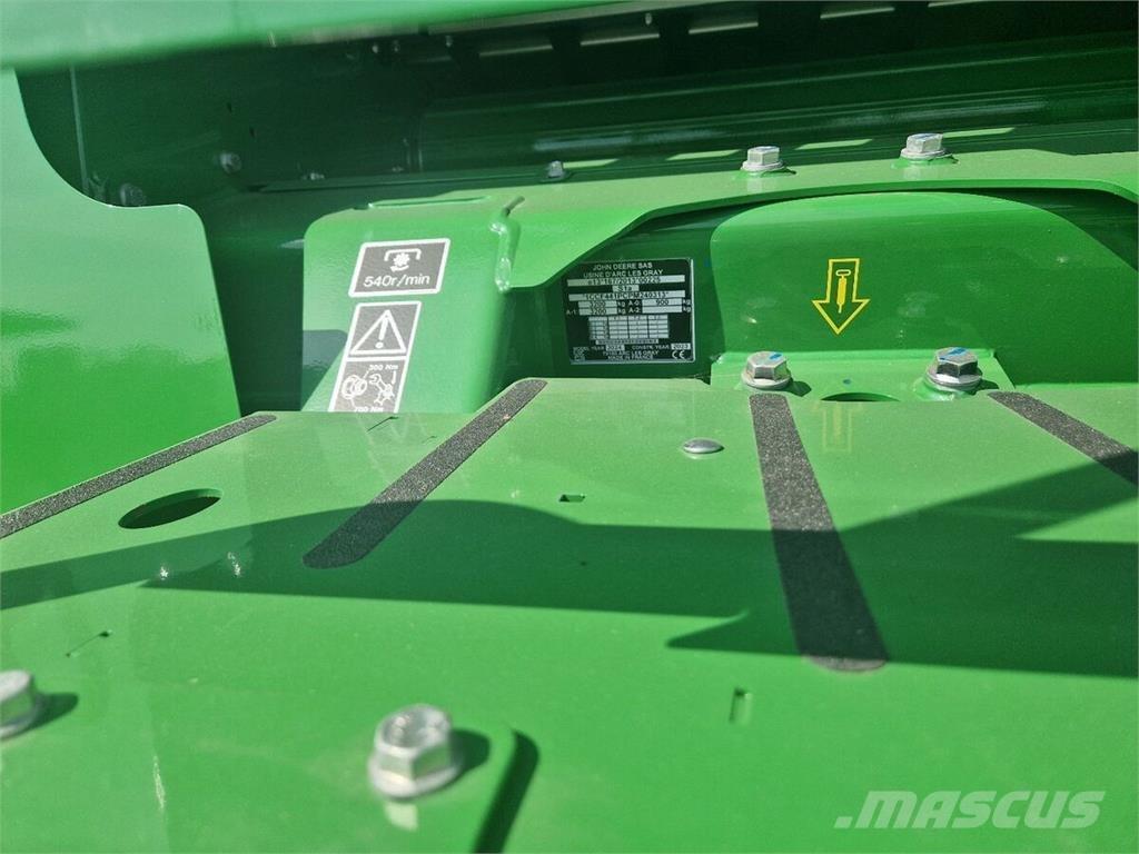John Deere F441M ラウンドベーラー