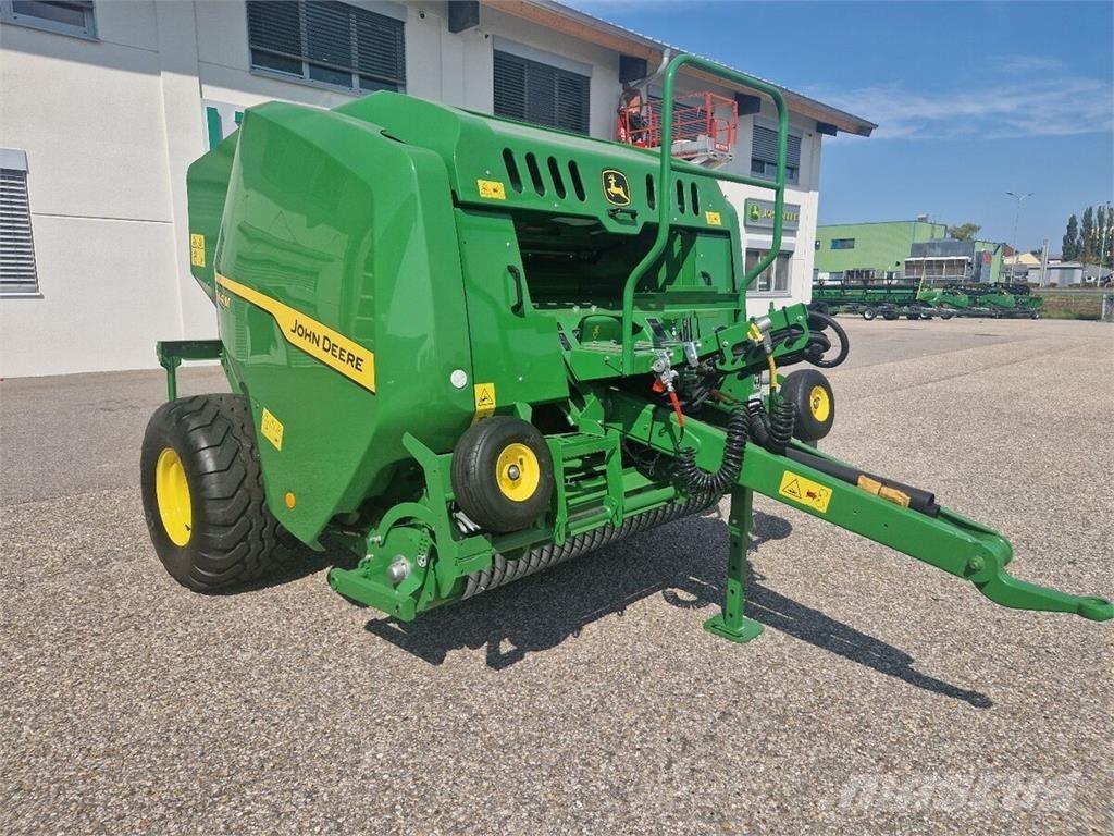 John Deere F441M ラウンドベーラー