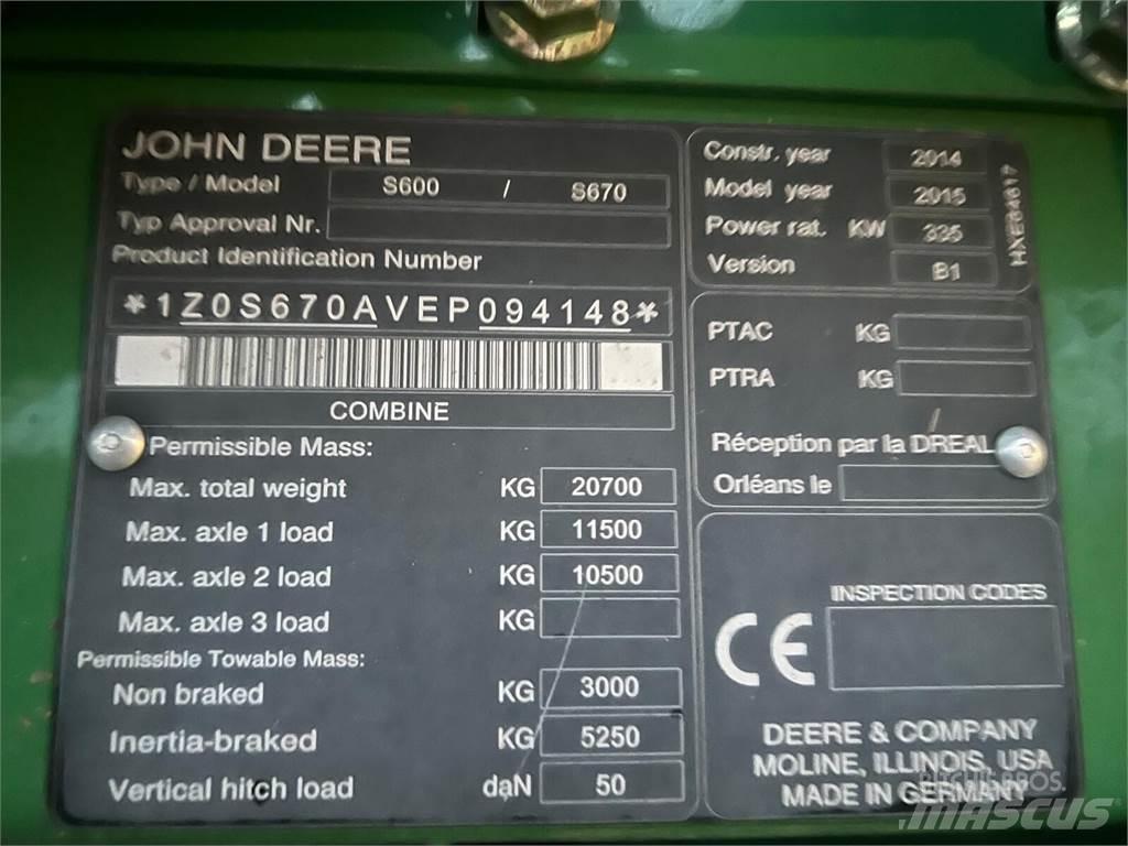 John Deere S670i コンバイン