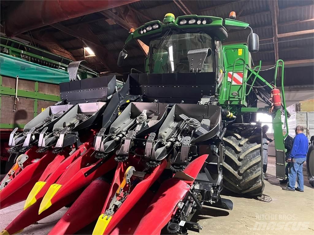 John Deere T670 コンバイン