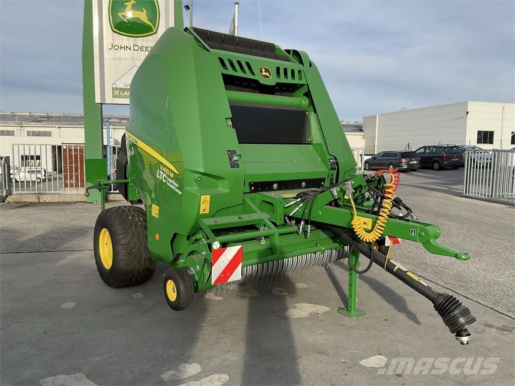 John Deere V451 M ラウンドベーラー