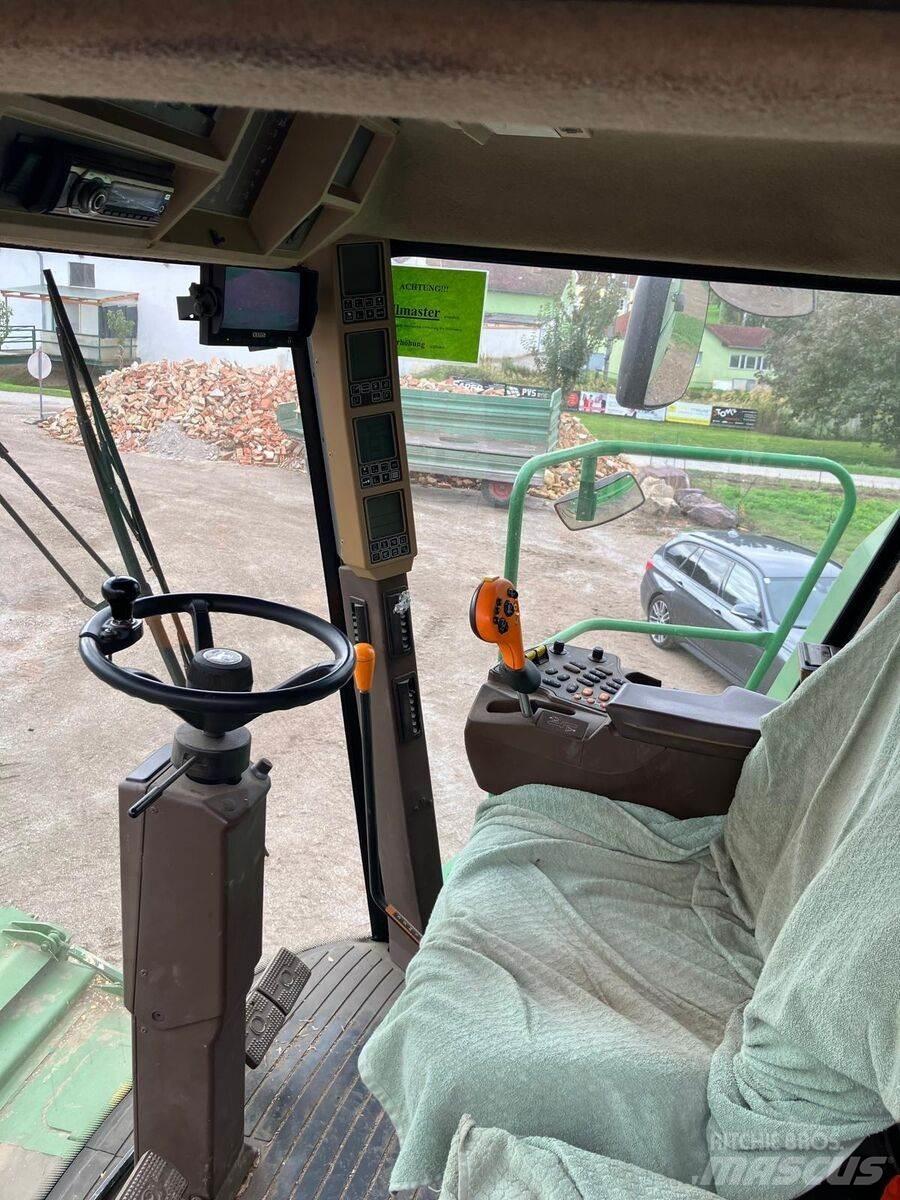 John Deere W660 HM コンバイン